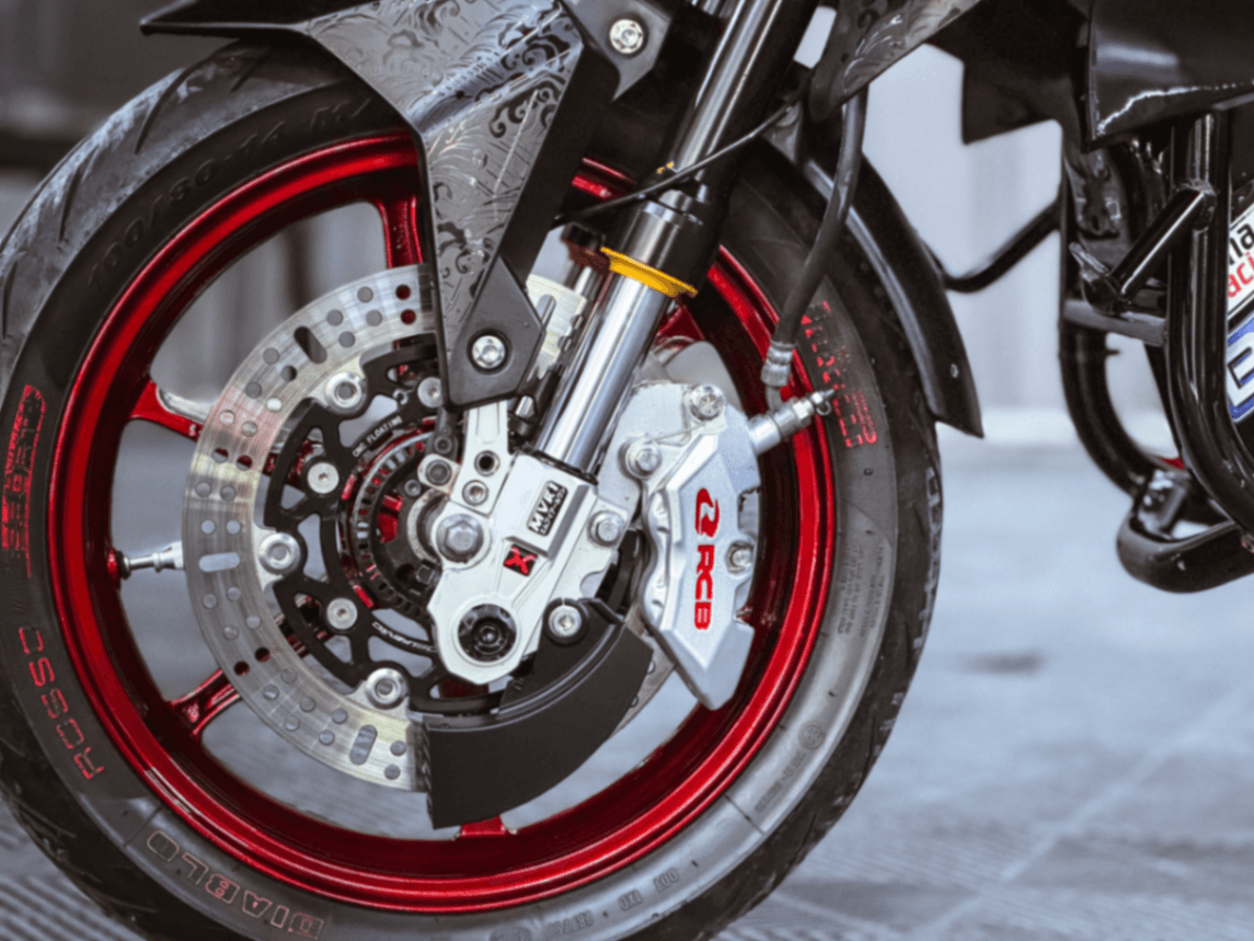 Naked ADV 150